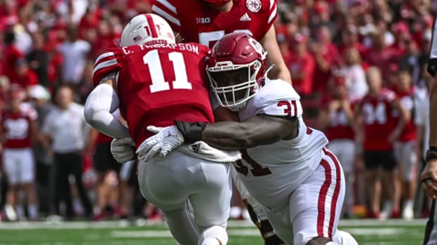 Casey Thompson sacked by Jalen Redmond 2022 Nebraska vs Oklahoma football